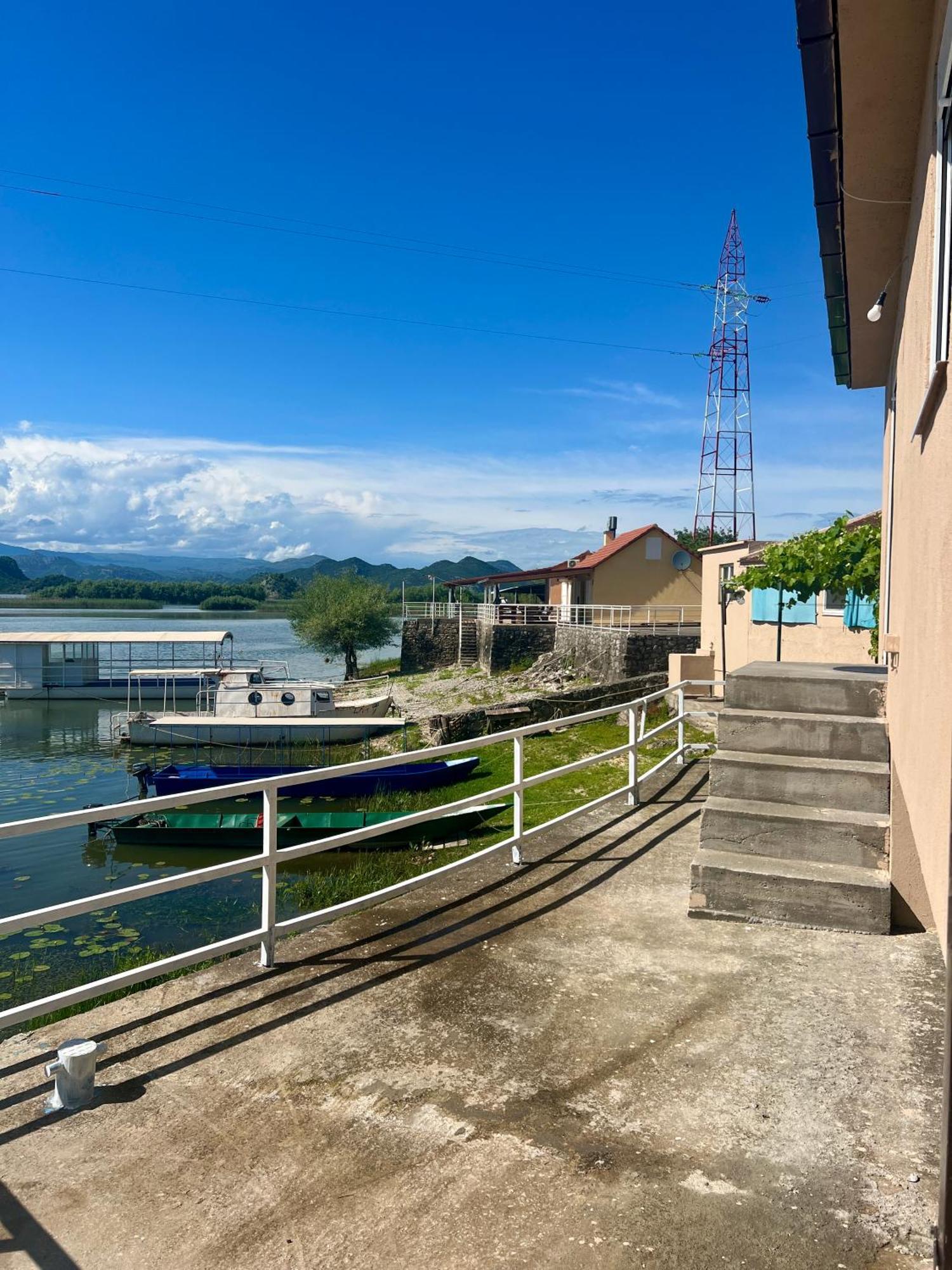 Apartment Lakeside Harmony Golubovci